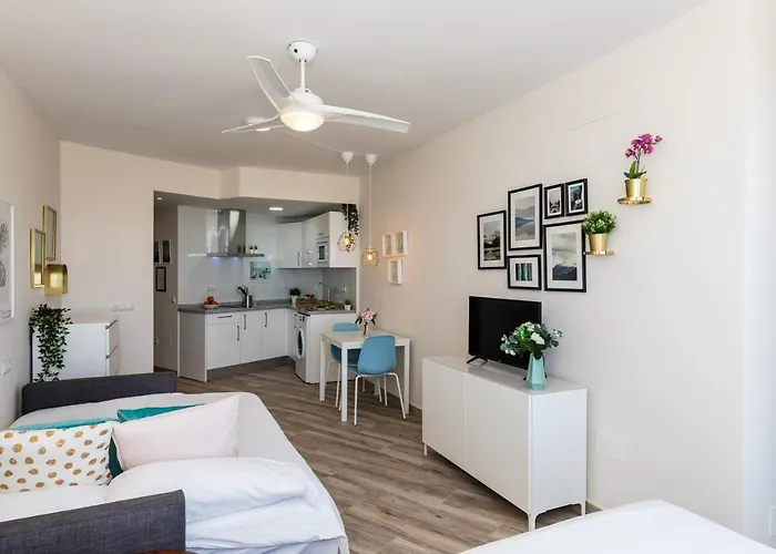 Weforyou Estudio La Colina *